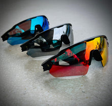 Load image into Gallery viewer, &quot;The Flash&quot; by Twenty20 Sunglasses
